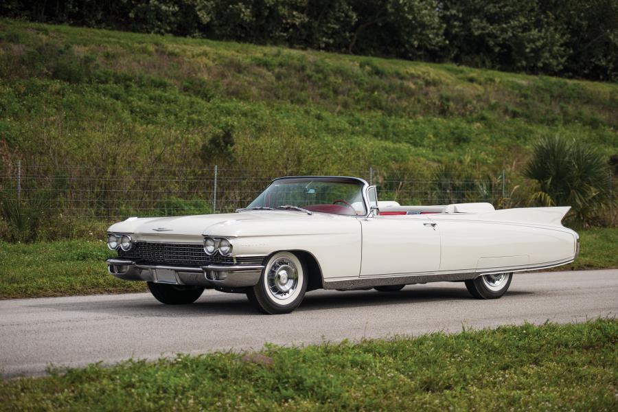  Cadillac Eldorado Biarritz Convertible 1960 года  (фото 21 из 49)